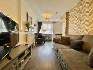 Family Room- click for photo gallery